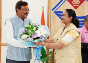 DEHRADUN :नवनियुक्त मुख्य सचिव  आनन्द बर्द्धन ने पदभार ग्रहण किया