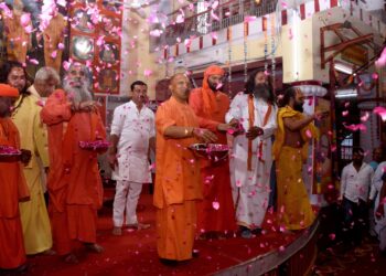 महाकुंभ के बाद होली ने दिया सनातन विरोधियों को जवाब : मुख्यमंत्री*