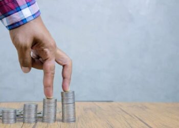 SIP क्या है? इसकी अवधारणा को समझें, लाभों के बारे में जानें और आरंभ कैसे करें