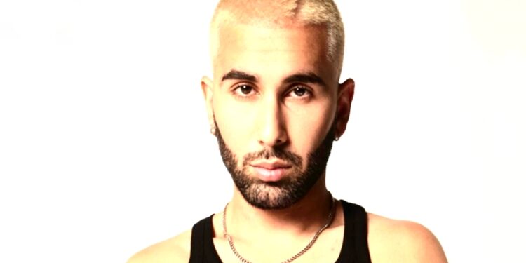 वैष्णो देवी के पास शराब पार्टी कर फंसे ओरी, पुलिस ने दर्ज की FIR