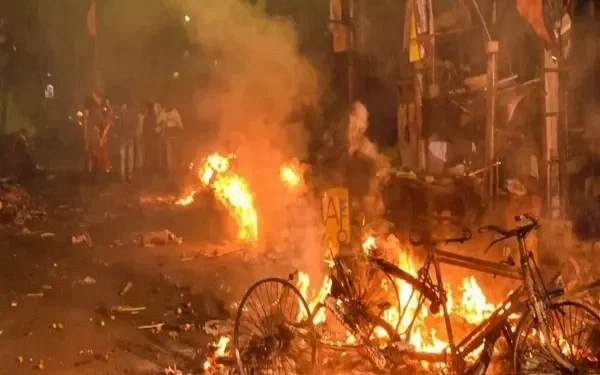 Bomb threat :मुंबई और दिल्ली में बम विस्फोट की धमकी ,मचा हड़कंप