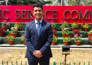 कन्नौज: दसवीं रैंक हासिल कर मयंक त्रिपाठी ने दूसरे प्रयास में पाया आईएएस