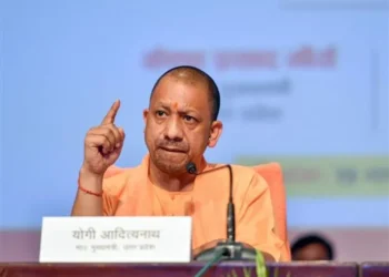 GORAKHPUR :अन्नदाता का हित सर्वोपरि, फसलों को आग से बचाने का हो युद्धस्तरीय प्रयास : सीएम योगी*