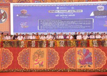 PATNA :प्रधानमंत्री ने बिहार यात्रा के दौरान दी विद्युत परियोजनाओं की सौगात*