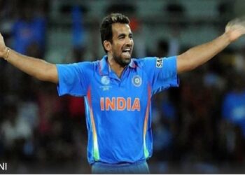 CRICKET NEWS :जहीर खान का पिच पर फूटा गुस्सा, बोले – ऐसा लगा जैसे पंजाब के क्यूरेटर ने बनाई हो