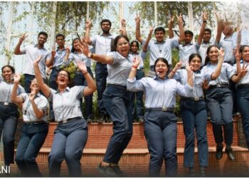 यूपी बोर्ड रिजल्ट 2025: 10वीं में यश प्रताप और 12वीं में महक जायसवाल ने किया टॉप, छात्राओं का प्रदर्शन फिर रहा शानदार