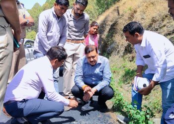 DEHRADUN :सकुशल चारधाम यात्रा के लिए सभी विभागों को मिलकर कार्य करना है- गढ़वाल आयुक्त