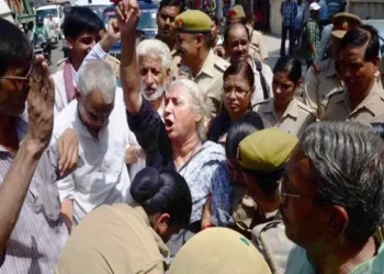 NEW DELHI :सामाजिक कार्यकर्ता मेधा पाटकर को दिल्ली पुलिस ने इस मामले में गिरफ्तार किया