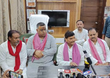 कन्नौज: आपरेशन सिंदूर में देरी पर शिवपाल ने पूछे तीखे सवाल