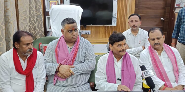 कन्नौज: आपरेशन सिंदूर में देरी पर शिवपाल ने पूछे तीखे सवाल