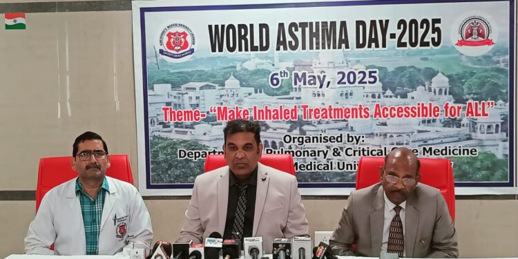 LUCKNOW :अस्थमा पीड़ित  महिलाएं न लगाएं झाड़ू और सब्जी में  छौंक: डा. सूर्य कान्त 