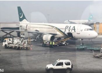 भारत के तीखे तेवर से डरा पाकिस्तान! POK की सभी उड़ानें रद्द, हवाई क्षेत्र में हाई अलर्ट