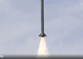 घबराया पाकिस्तान मिसाइले चेक कर रहा ! अब्दाली मिसाइल का किया परीक्षण