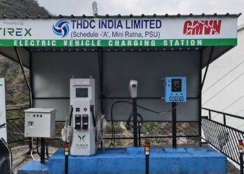 dehradun :यात्रा मार्ग पर 25 स्थानों पर मिल रही ई चार्जिंग की सुविधा