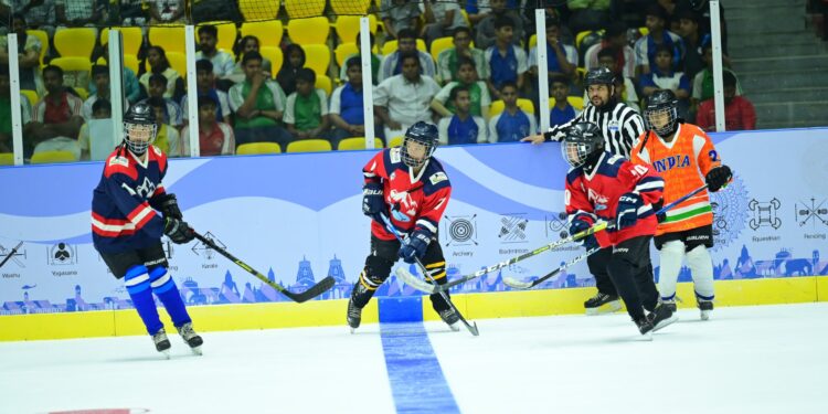 सीएम धामी ने भारत के एकमात्र अंतरराष्ट्रीय स्तर के आइस रिंक के जीर्णोद्धार कार्यों का लोकार्पण किया