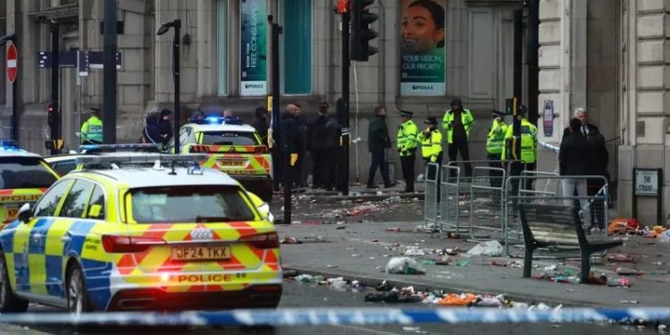 Liverpool Car Crash-फुटबॉल प्रेमियों की भीड़ पर चढ़ाई कार,45 लोग घायल