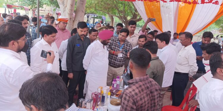 LUCKNOW :लैब से लैंड’ तक पहुंच वैज्ञानिकों ने 9.60 लाख किसानों से साधा संवाद*