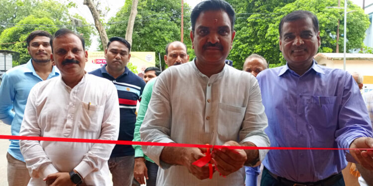 कन्नौज: कृषक बंधु नई तकनीक अपनाकर सुधारें अपनी अर्थ व्यवस्था