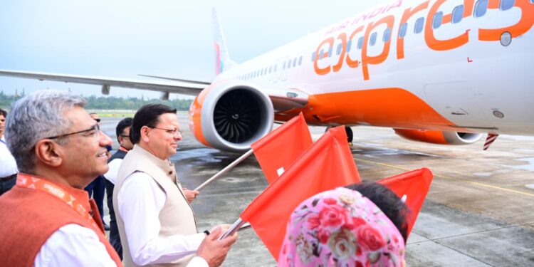 DEHRADUN-मुख्यमंत्री  पुष्कर सिंह धामी ने एयर इंडिया एक्सप्रेस की देहरादून-बेंगलुरु हवाई सेवा का किया शुभारंभ