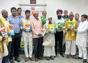 रेणुकूट-हिण्डाल्को के सहयोग से 225 एकड़ में सुनिश्चित होगी सब्जी की खेती