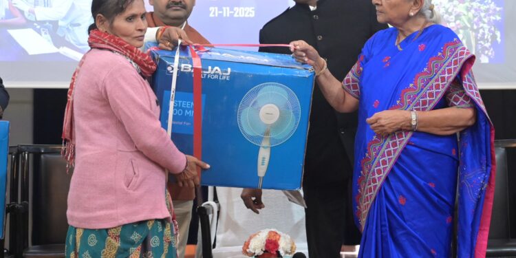 LUCKNOW-राजभवन उत्तर प्रदेश में राज्यपाल जी का जन्मदिवस मनाया गया