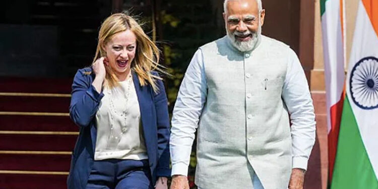 नई दिल्ली:प्रधानमंत्री जियोर्जिया मेलोनी ने पीएम मोदी को भेजा इटली आने का निमंत्रण