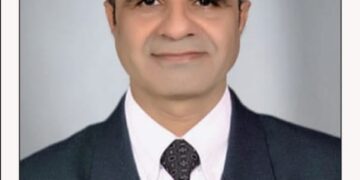 भारत में शिक्षकों पर बढ़ता गैर- शैक्षणिक बोझ-आवारा कुत्तों की निगरानी तक सीमित होता शिक्षा तंत्र।