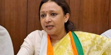 LUCKNOW-भाजपा सरकार के झूठ और हवाई वादों का पुलिंदा है राज्यपाल महोदया का अभिभाषण ,- आराधना मिश्रा