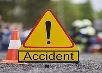 लखनऊ -यमुना एक्सप्रेसवे पर सड़क हादसे में 6 लोगों की मौत ,7 घायल