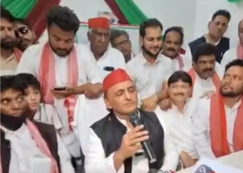 कन्नौज: आधी आबादी को आरक्षण तो अच्छी बात पर गिनती तो सही करे पहले सरकार: अखिलेश