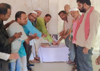 कन्नौज: कांग्रेस कार्यकर्ताओं ने मनाया राहुल गांधी का 56वां जन्मदिवस