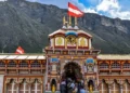 नई दिल्ली/उत्तरकाशी:अयोध्या राम मंदिर चढ़ावा चोरी के बाद अब बद्रीनाथ मंदिर चढ़ावे पर भी लगे ये आरोप